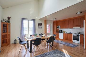 Фото номера Двухуровневые апартаменты Мини-отель Hotel Villa Molnby г. Порвоо 6