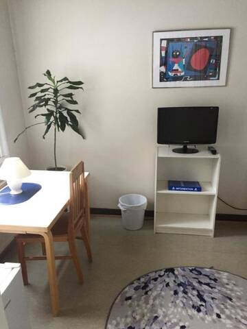 Фото номера Одноместный номер с общей ванной комнатой Хостелы Porvoo Hostel г. Порвоо 4